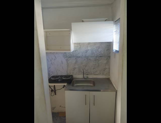1 bed property to rent in AMALINDA